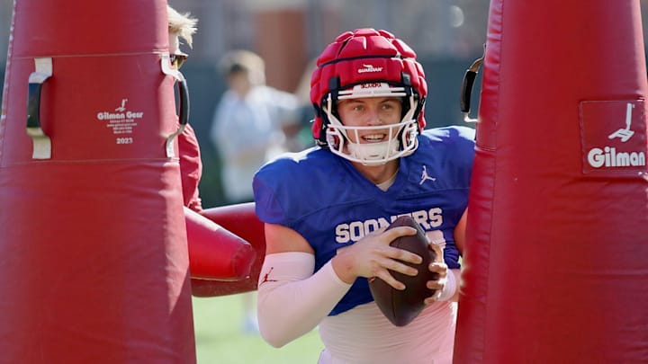 As Oklahoma QB John Mateer Settles In, He's Learning Brent Venables' Famous  Intensity