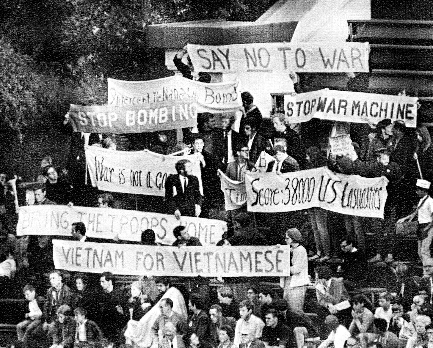 1967: The year of the Summer of Love at Stanford | Stanford News