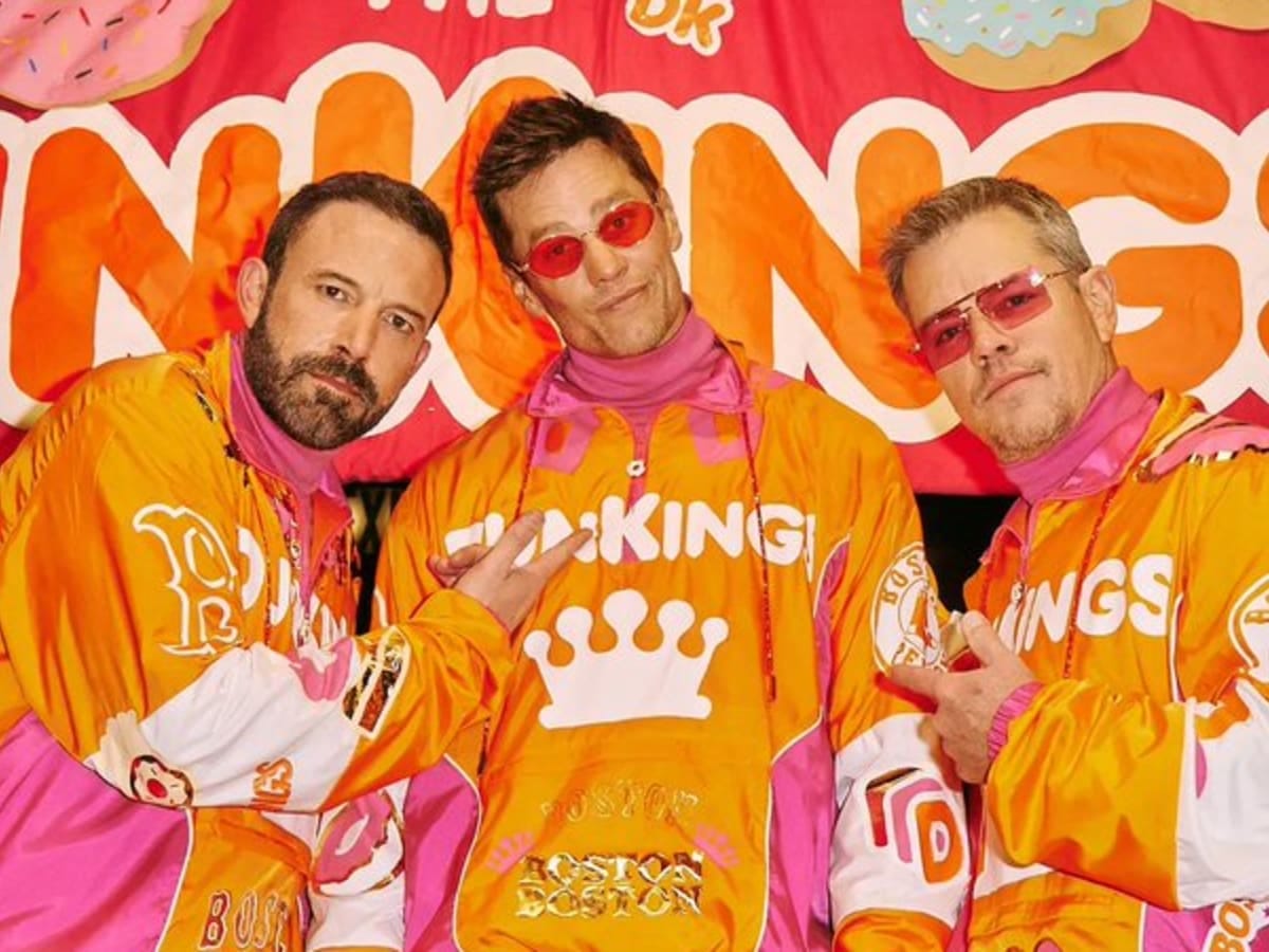 Ben Affleck, Matt Damon Take On Tom Brady On Set of Dunkin' Super Bowl  Commercial - Tampa Bay Buccaneers | BucsGameday | Sports Illustrated