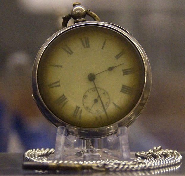 Pocket watch found in the Titanic, stopped showing a time of 2:28, 8 mins  after the sinking : r/interestingasfuck