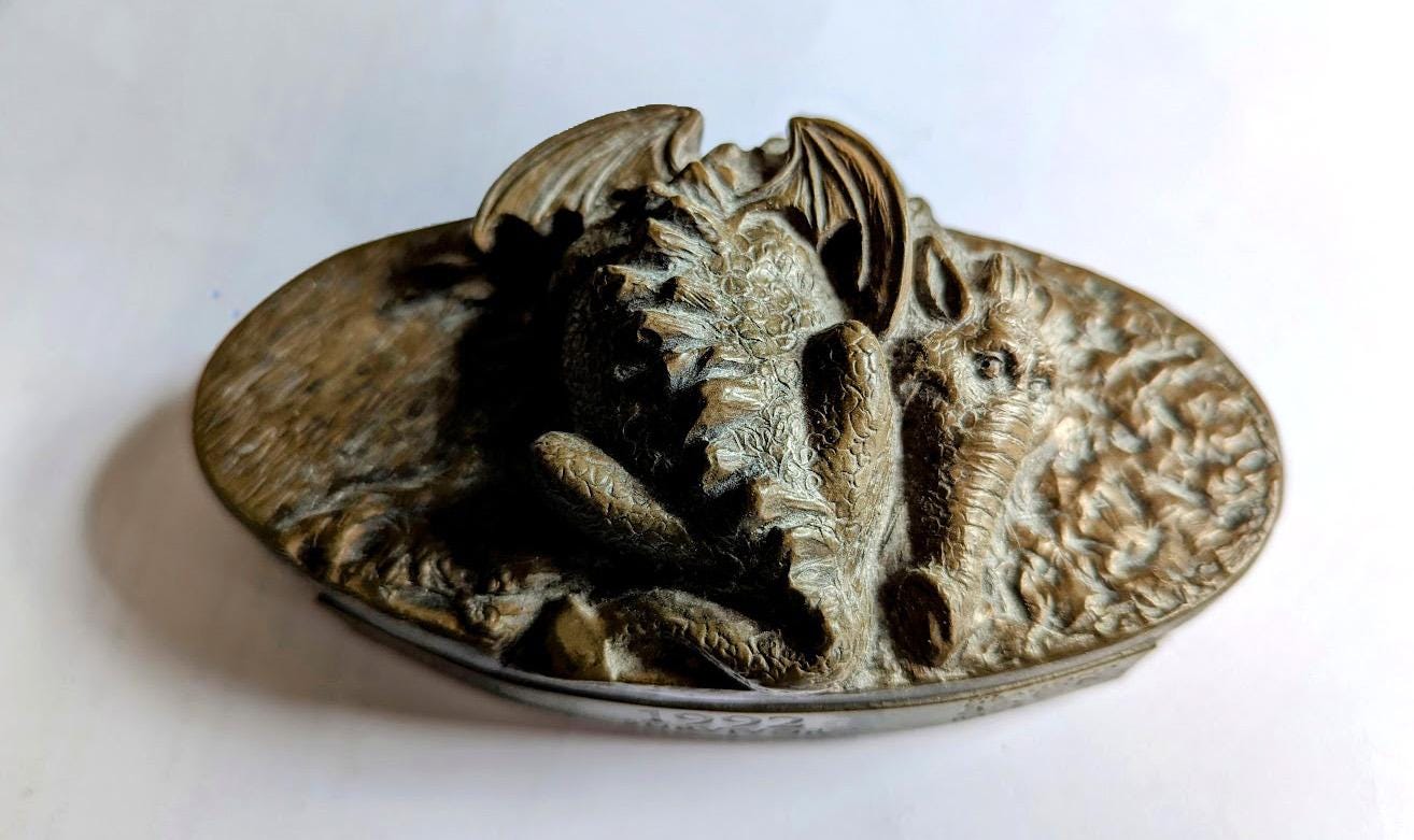 :DragonPaperweight.jpg