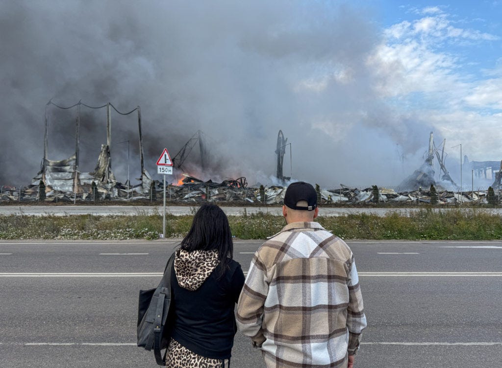Wildberries warehouse in Moscow region on fire after Ukrainian drone attack Wildberries warehouse in Moscow region on fire after Ukrainian drone attack