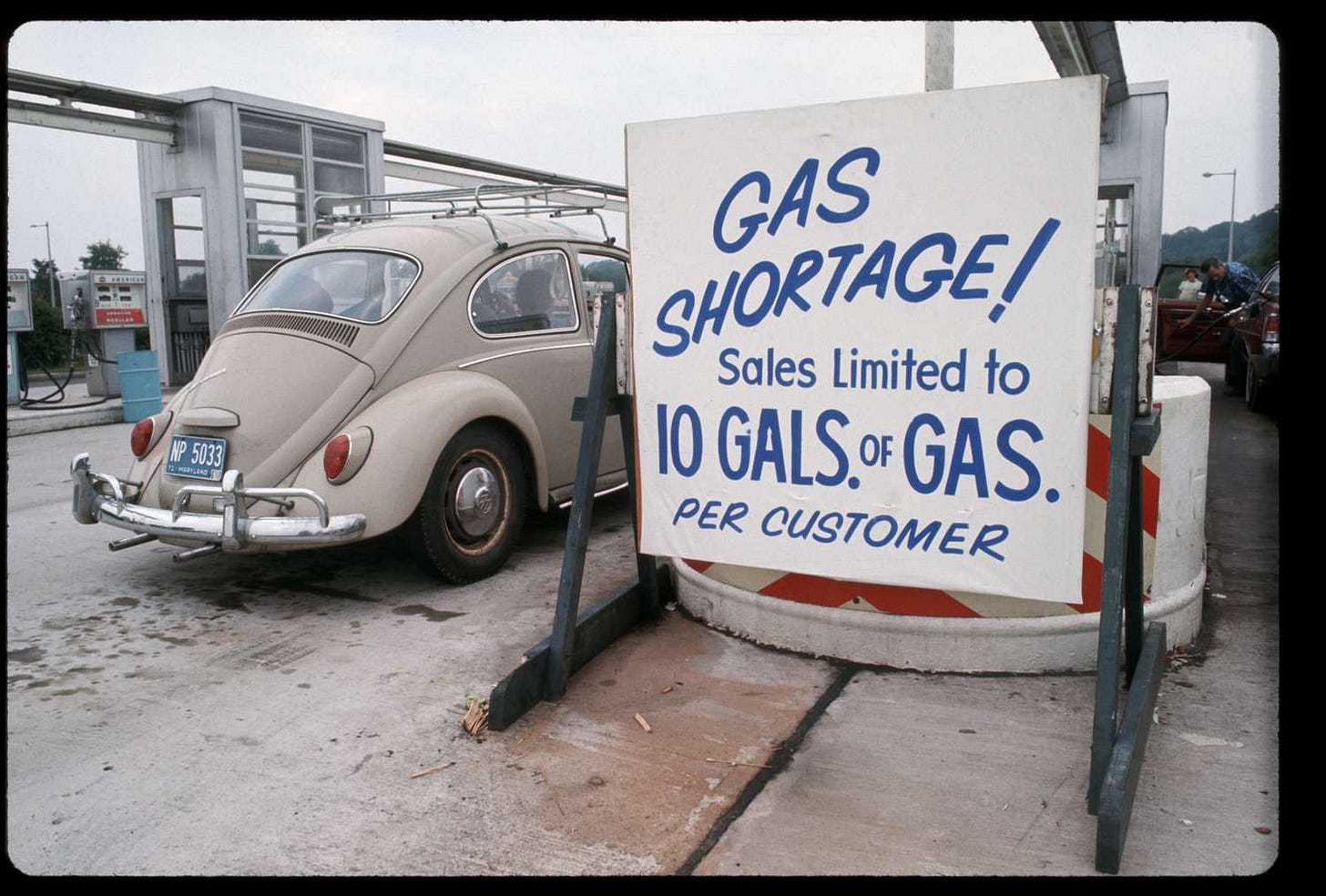 gas shortage sign
