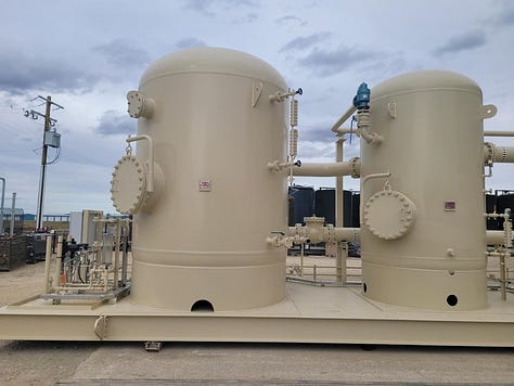 H2S sweetening removal tower