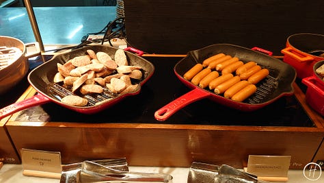 Breakfast selection at Courtyard by Marriott
