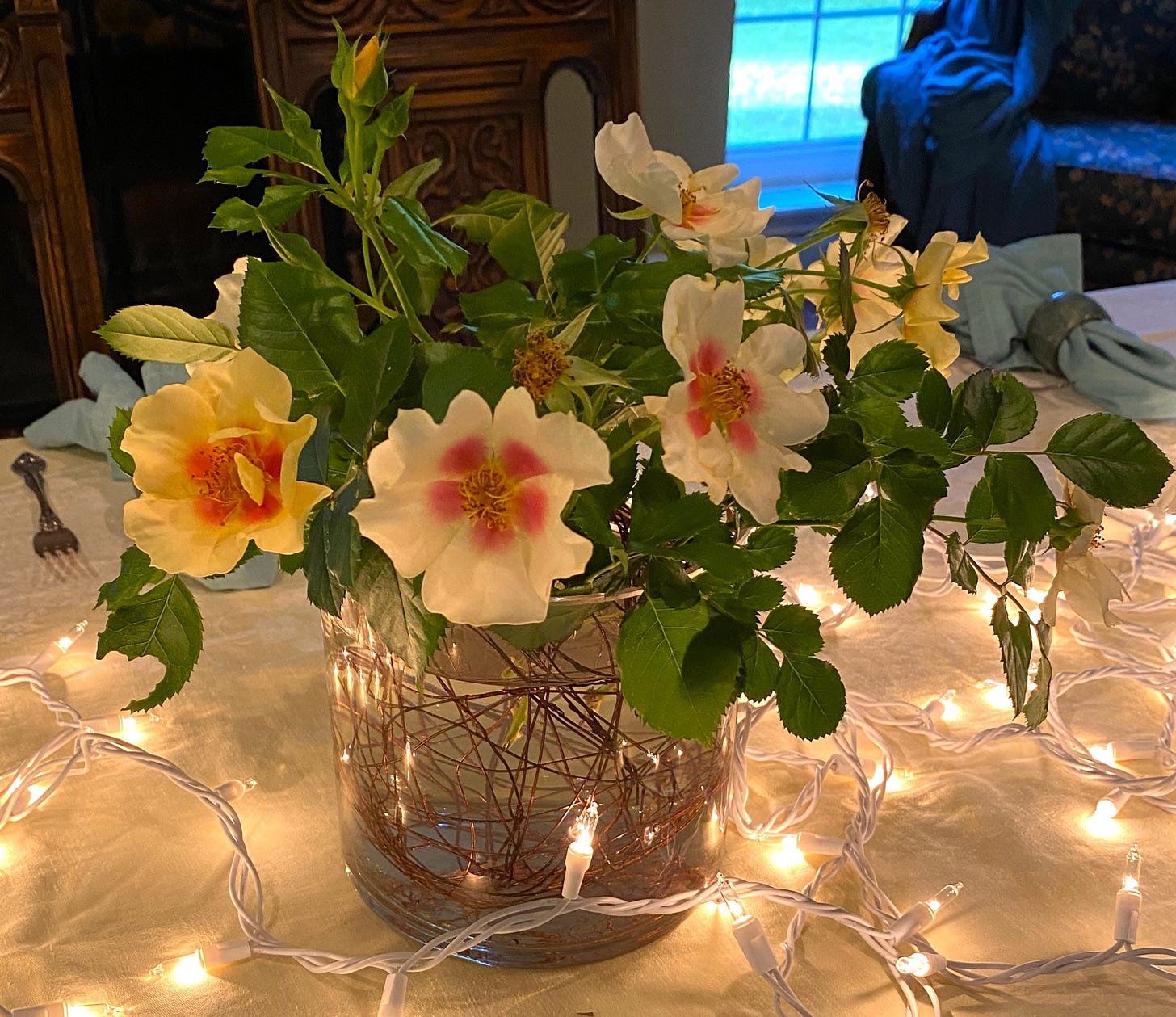 Ringo Rose from Proven Winners decorating the dinner table