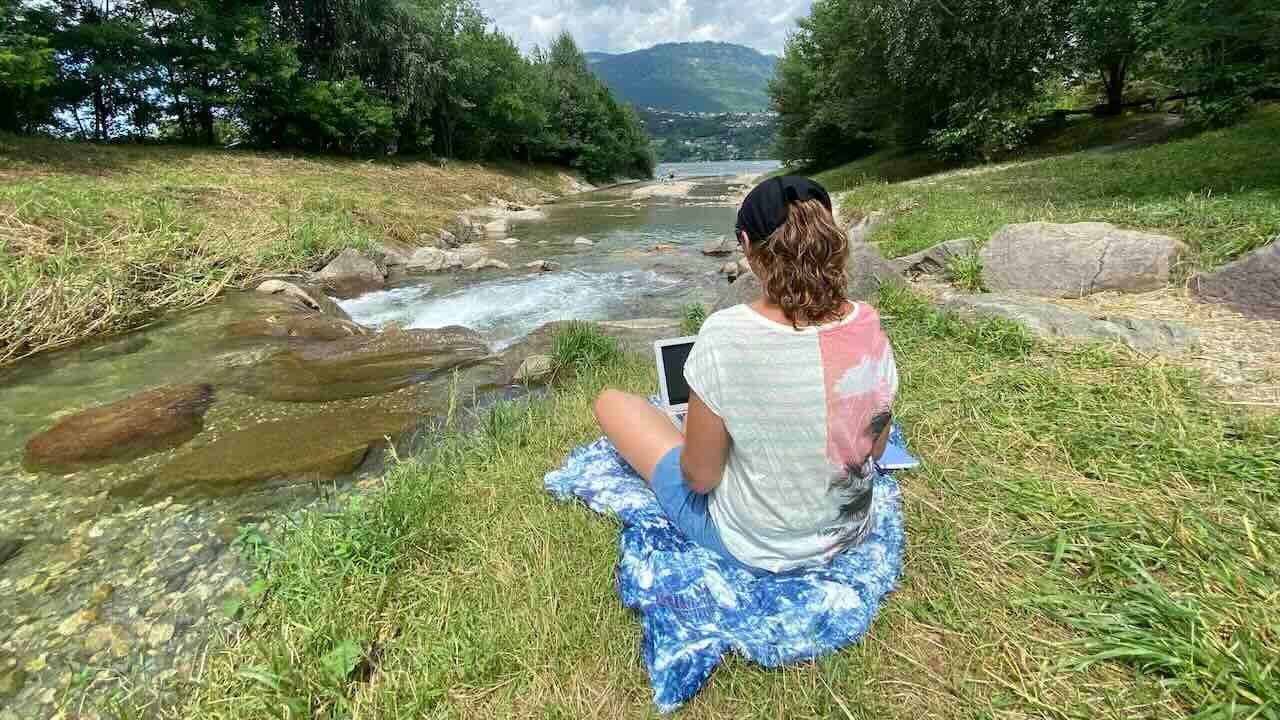 Romanschrijver Aisha Dutrieux schrijft op vakantie aan haar nieuwe roman
