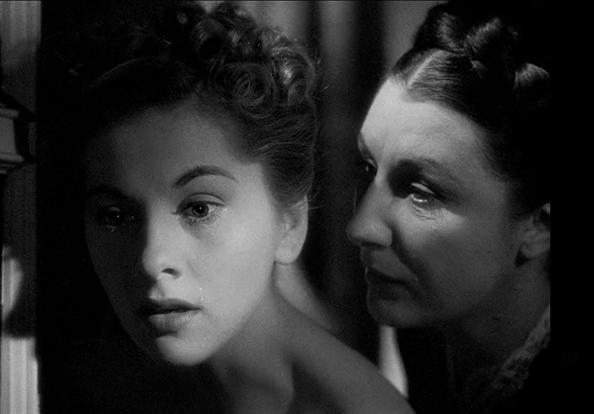 Rebecca (1940): Hitchcock's First American Thriller at 80 - Golden Globes