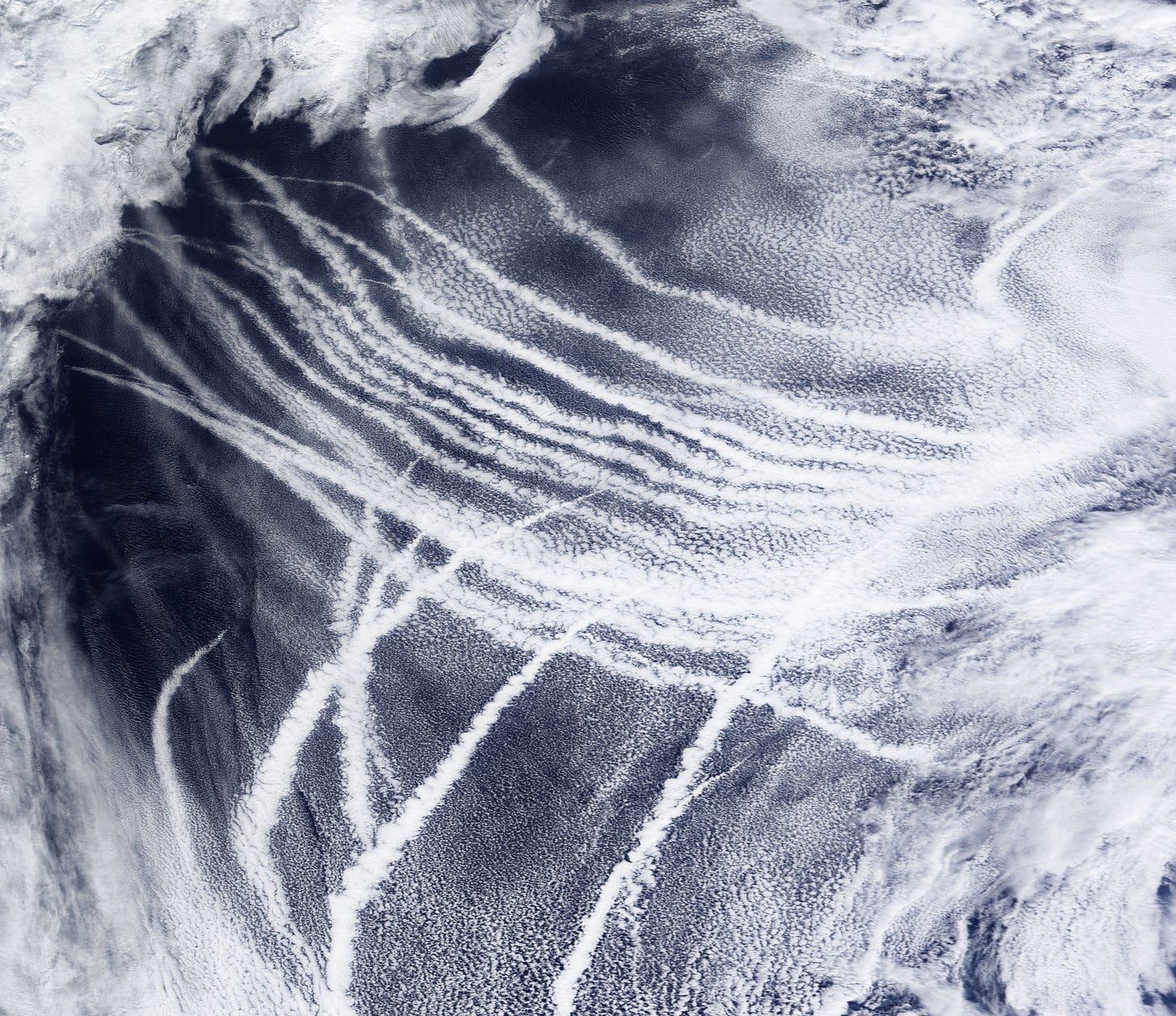 https://eoimages.gsfc.nasa.gov/images/imagerecords/37000/37455/pacific_tmo_2009063_lrg.jpg https://eoimages.gsfc.nasa.gov/images/imagerecords/37000/37455/pacific_tmo_2009063_lrg.jpg