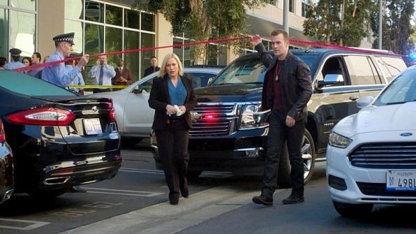 csi cyber ghost in machine recap 2015 images 596x335-001