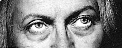 A close up of a person's face

AI-generated content may be incorrect.