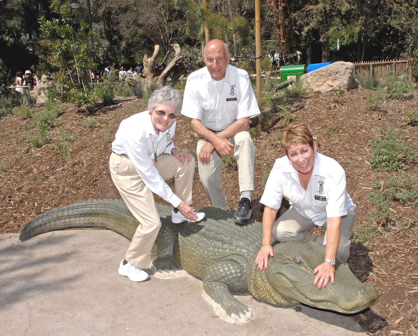 get-attachmedddddnt.aspx