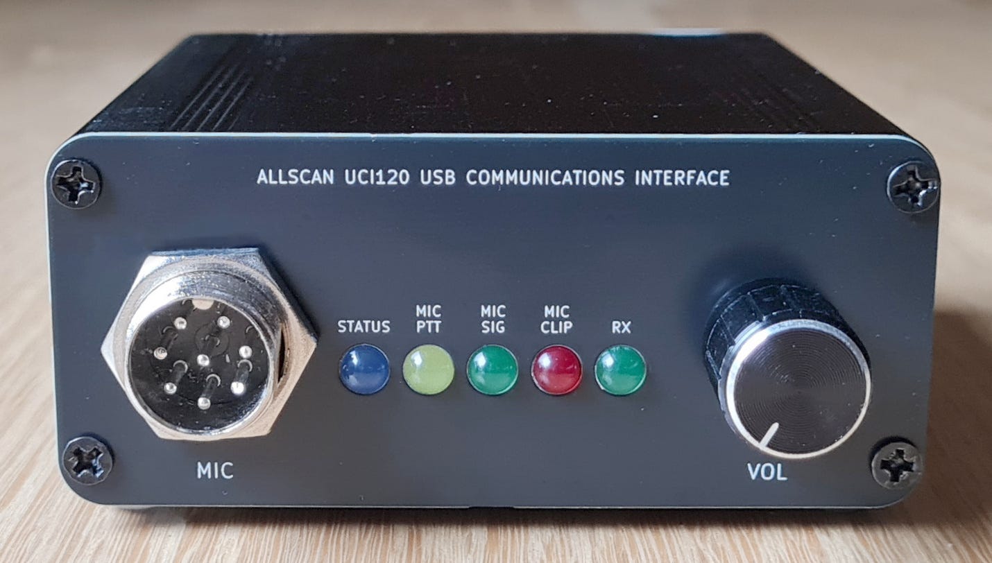 UCI120 front panel (photo by NR9V)