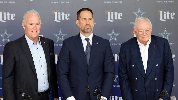 Cowboys Punish Star with Fine to Begin Training Camp Cowboys Punish Star with Fine to Begin Training Camp