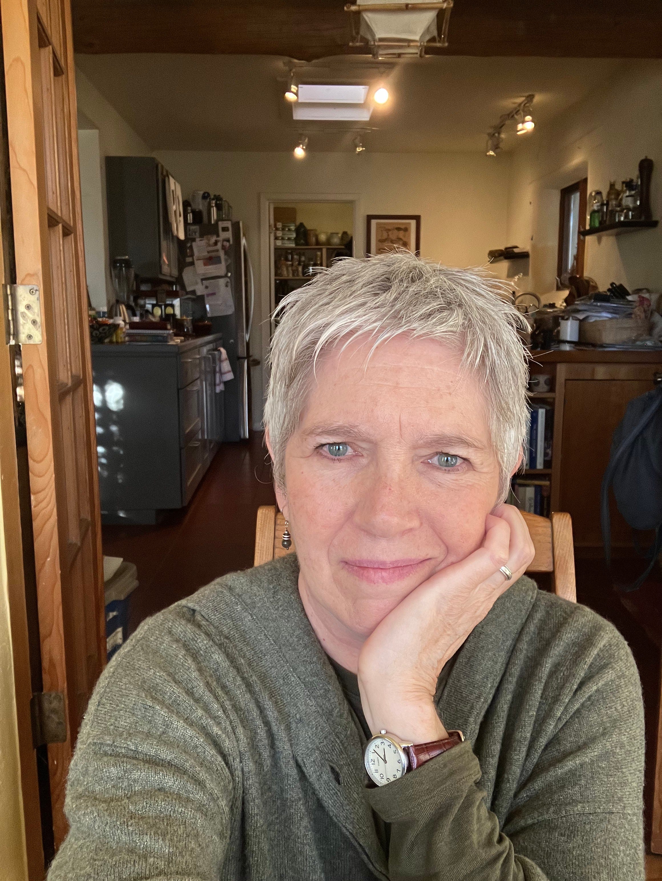 Liz Haight logo