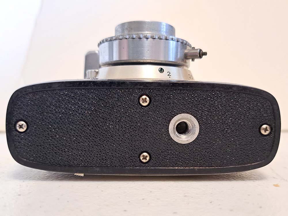Kodak Signet 35 - by Sean Lamb - The Kodak Collector
