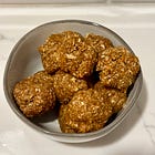 Carrot cake energy bites (no-bake) 