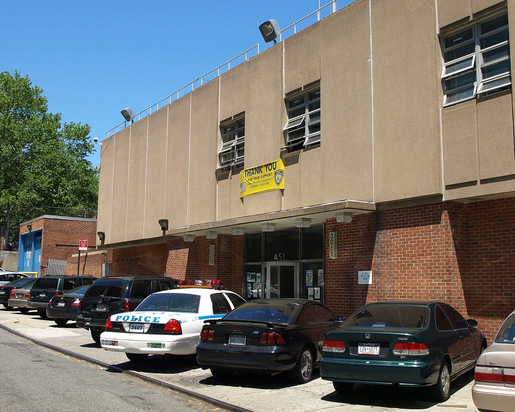 P030 NYPD Police Station Precinct 30, Hamilton Heights, Ne… | Flickr