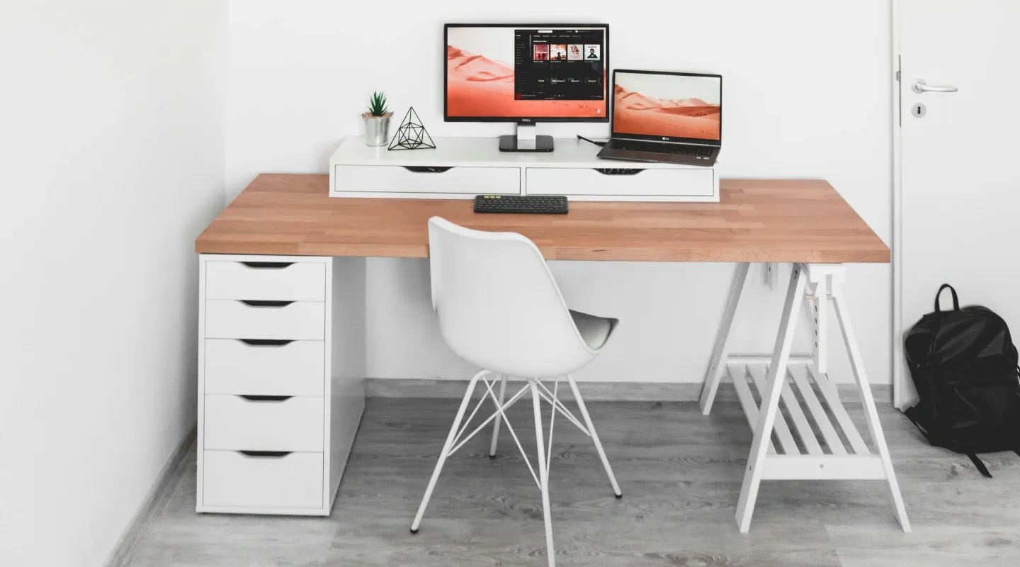 Silla ergonómica de escritorio. Silla ergonómica de escritorio.