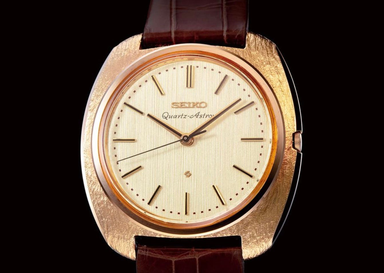 The Seiko Quartz Astron 35SQ. When launched, Seiko advertisements run with the ad: “Someday all watches will be made this way”.