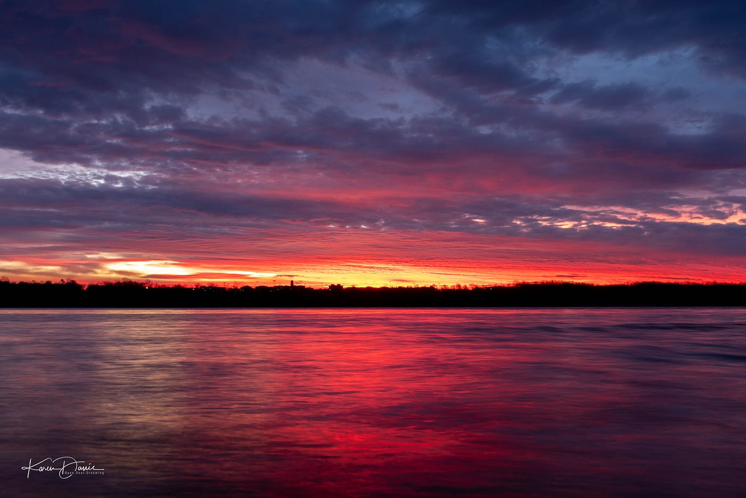 The Glory of Winter Sunrises - by Karen Davis, image size:1456x971