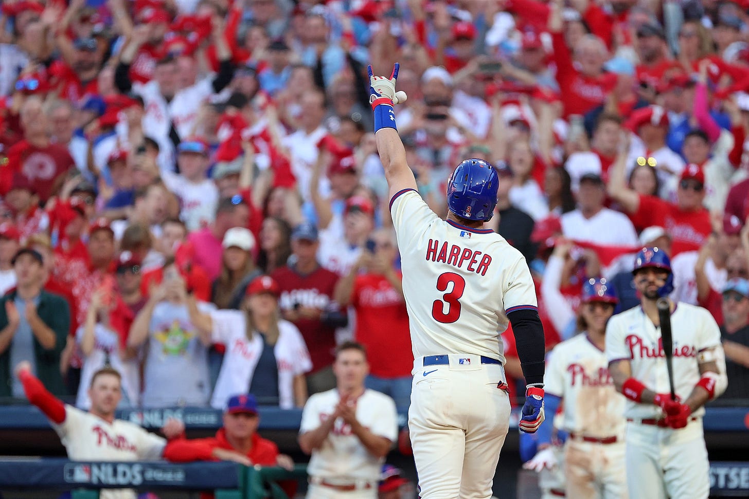 Bryce Harper powers Phillies into NLCS - The Washington Post