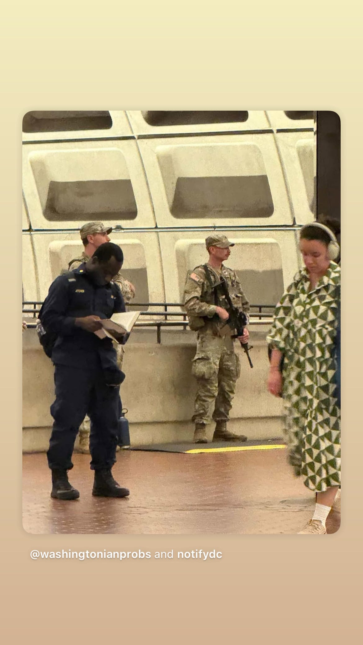 A group of people in military uniforms

AI-generated content may be incorrect.