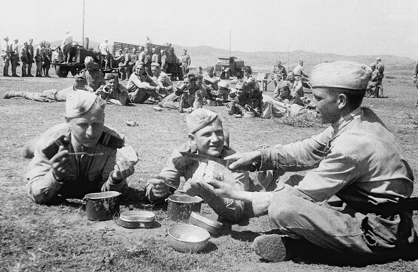Wartime cuisine: What did Soviet soldiers eat during World War II? - Russia  Beyond