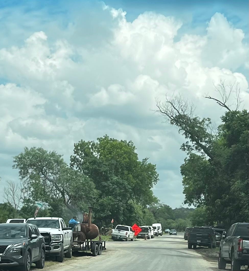 A road with cars and a horse on a trailer

AI-generated content may be incorrect.