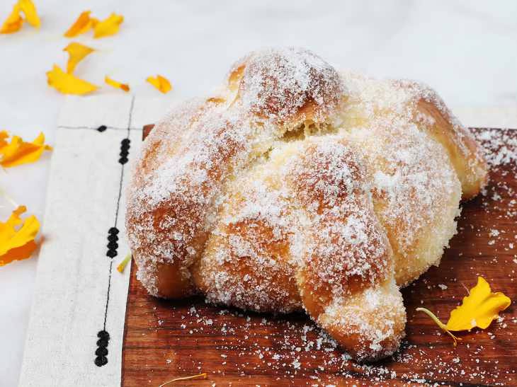 Close-up of pan de muerto