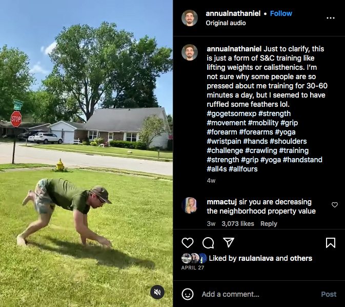 print do vídeo do instagram. um cara andando de maneira quadrúpede, muito bizarro, não tenho capacidade mental de elaborar, sinto muito