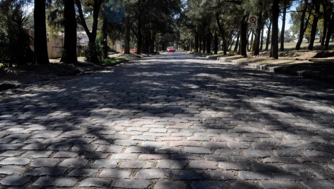 Pretenden proteger a los empedrados de la ciudad