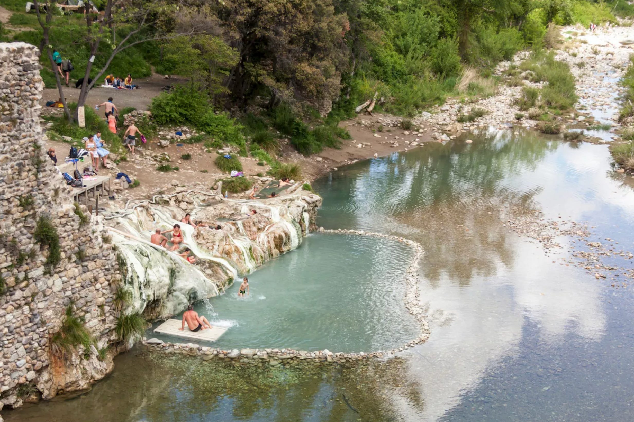Where Italians Swim in Winter: Tuscany's Natural Thermal Springs, image size:2466x1642