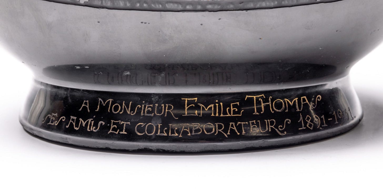 Dedicative inscription on the Thomas vase (© New Art Est-Ouest).