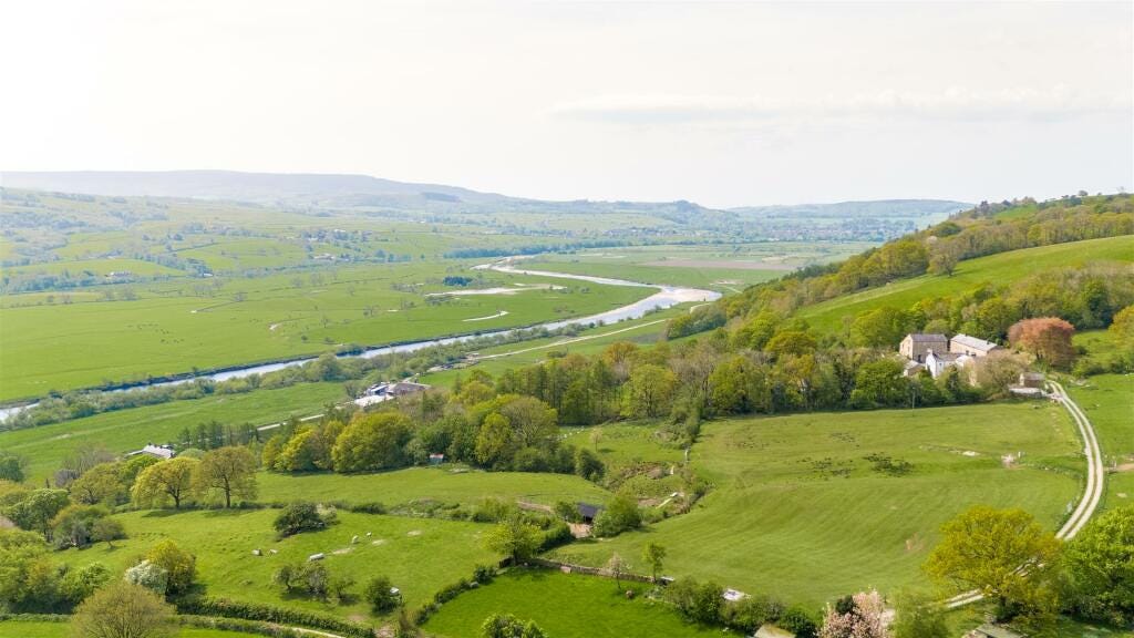 DJI_20240502113953_0066_D.jpg DJI_20240502113953_0066_D.jpg
