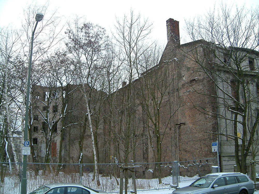 Photograph of a derelict building in Berlin