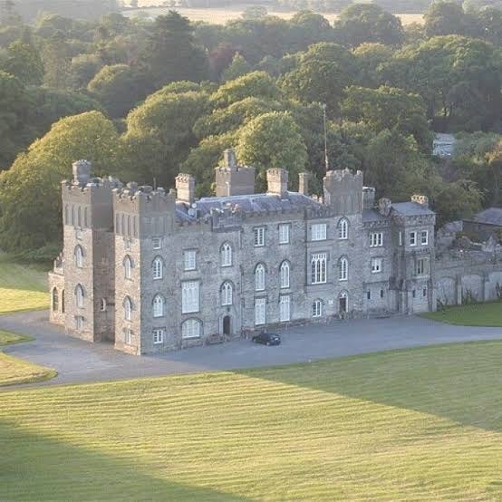 Dunsany Castle: conscious tourism in nature and history
