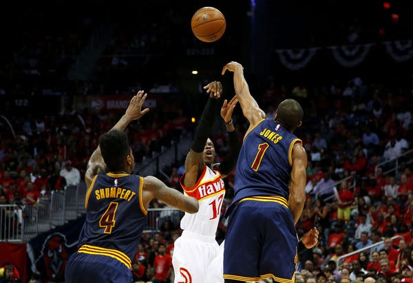 cleveland cavaliers beats hawks for nba finals 2015 cleveland cavaliers beats hawks for nba finals 2015