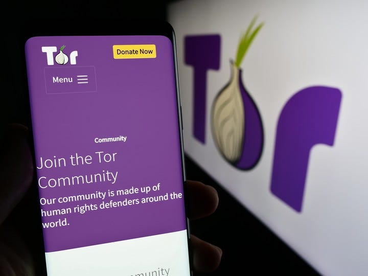 The Onion Router: el navegador enruta el tráfico web a través de distintas capas para mantener la privacidad del usuario. Foto Shutterstock
