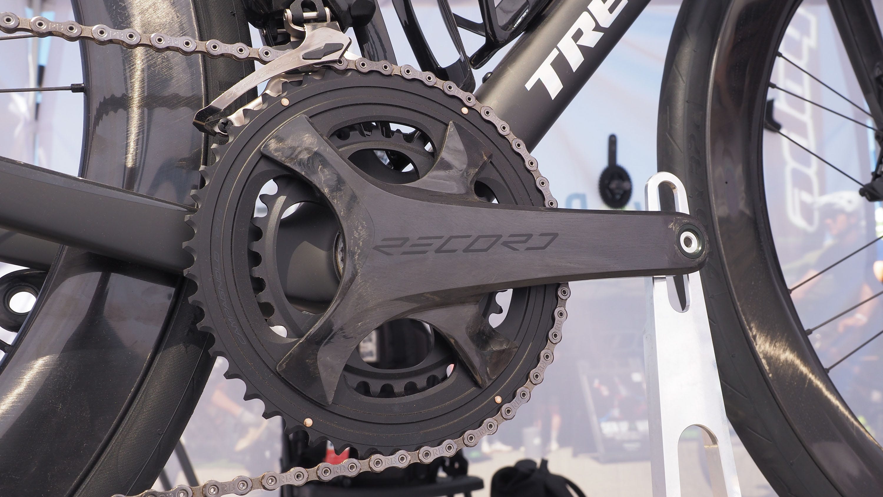 邦楽 TWELVE N-1ws #42: Campagnolo launches Record 13, one Epic to rule them