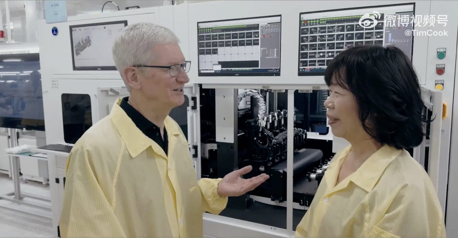 iPhone 15 Saw Sluggish Sales amid Tim Cook’s Swift China Tour