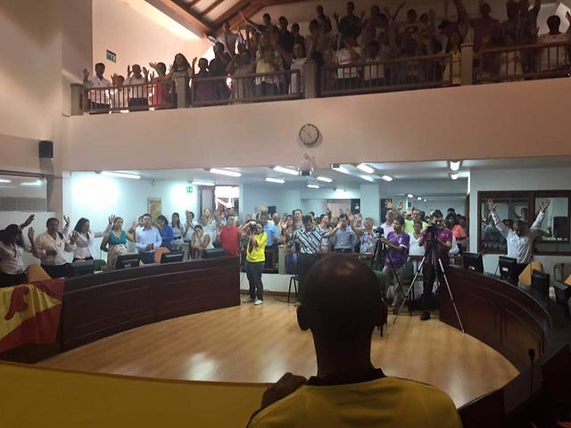 Rony Cháves en el Concejo de Pereira (16-04-16)