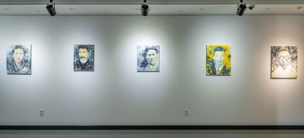 2024년 광주 개인전 <동닙展> 독립운동가 Face me 시리즈 개인전 사진. 안중근의사 홍보대사 최종율씨의 사진이다.