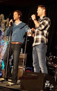 torcon_2015_phone_741_WM