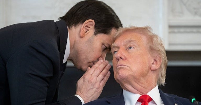 Photographer Captures Marco Rubio's Notes, Exposing Trump's Narcissism |  The New Republic