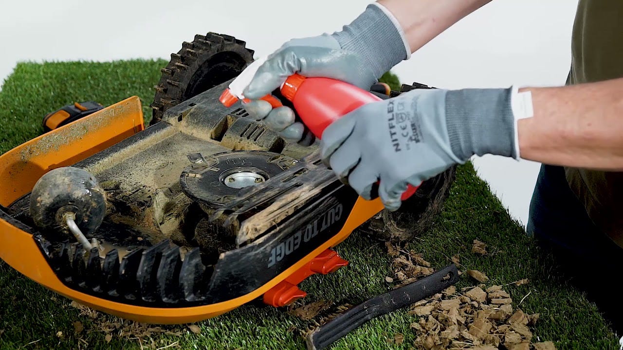 WORX Landroid - Cleaning Wheels Tutorial - WORX UK - YouTube