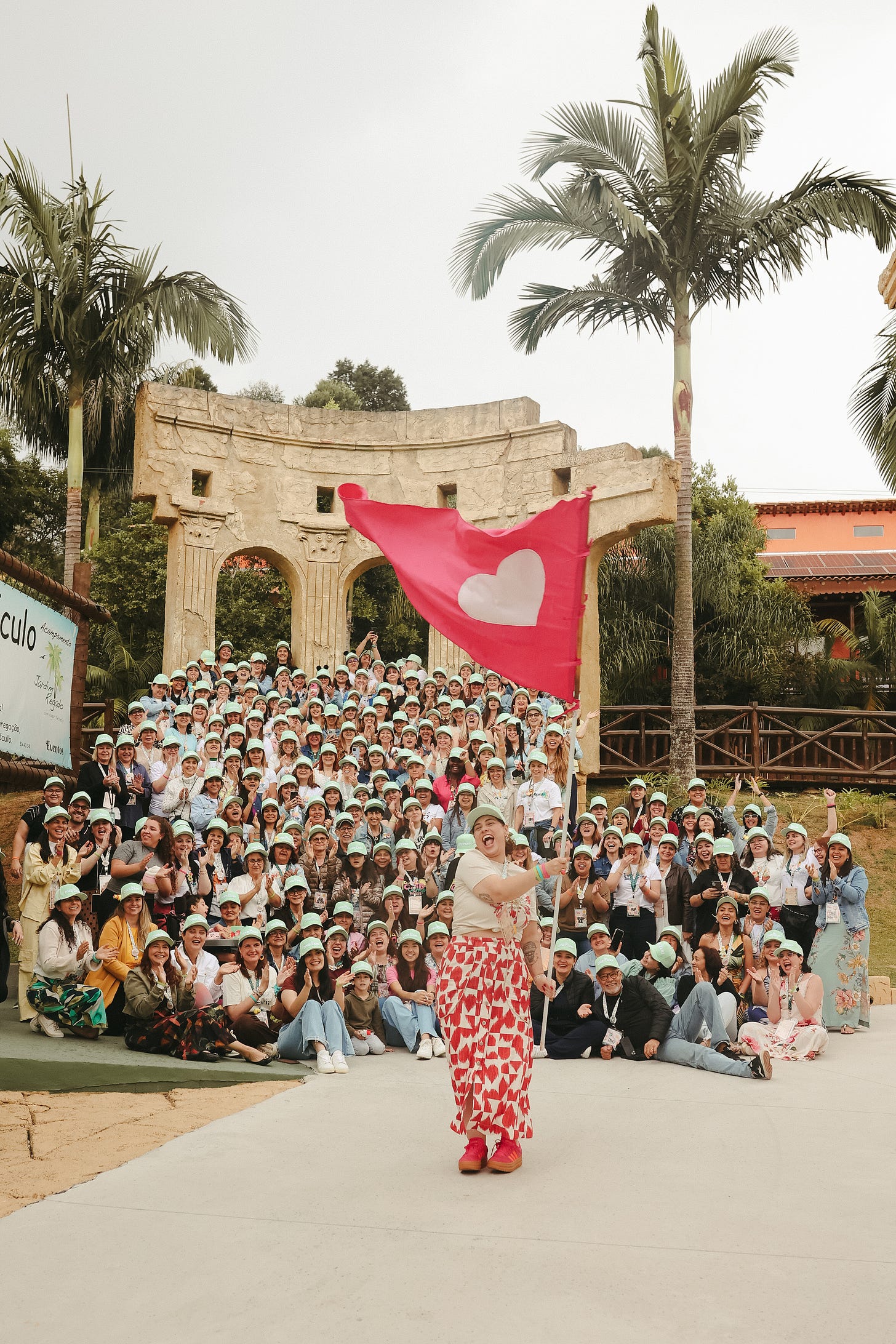  Descubra como o registro de um evento pode se transformar em um documentário estratégico que gera conexão, desejo e valor duradouro.