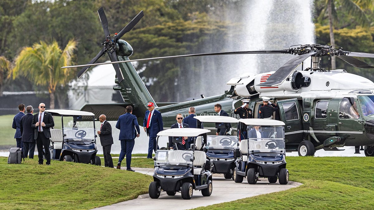 anneapplebaum.substack.com