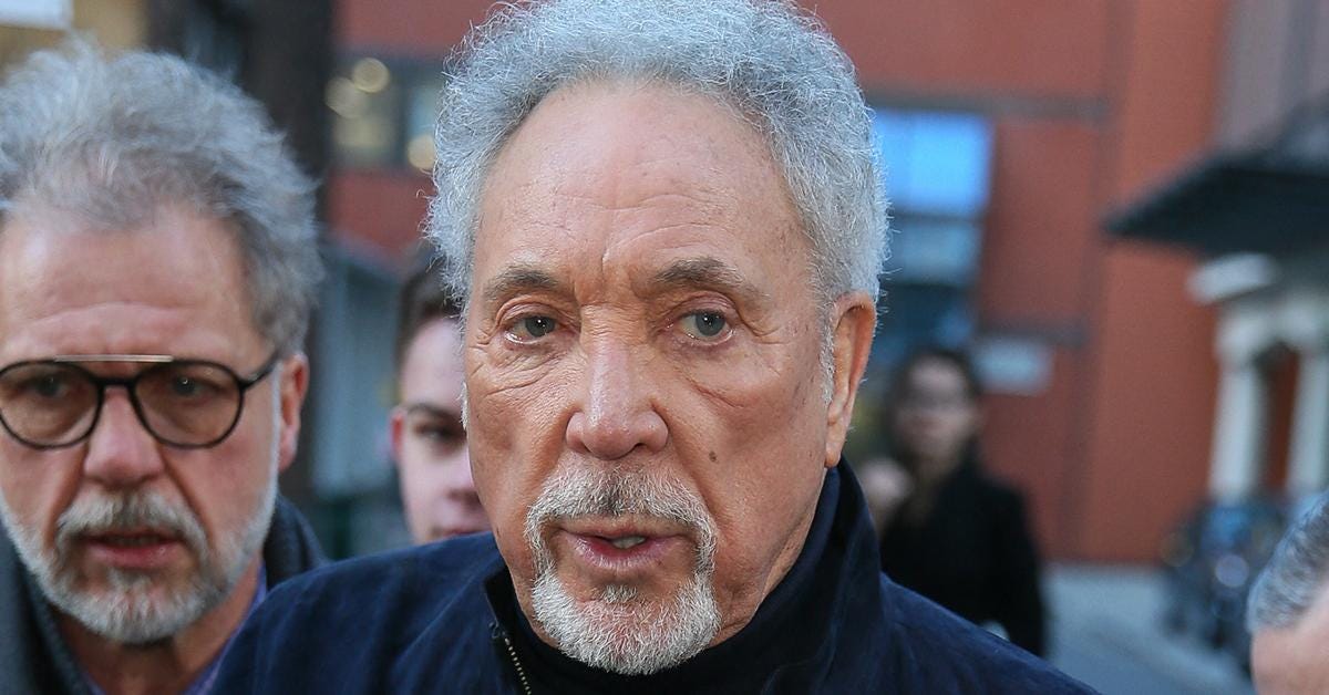 tom jones sworn off sleeping with fans