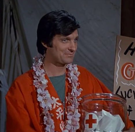 M*A*S*H: Season 1, Episode 1 Pilot (17 Sep. 1972) Hawkeye" Pierce, Alan  Alda, mash, 4077.